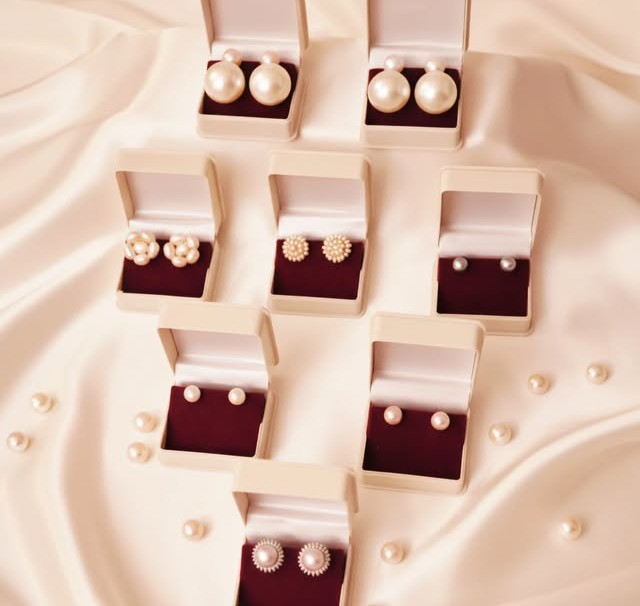 Pearlfection pearl studs in velvet gift boxes